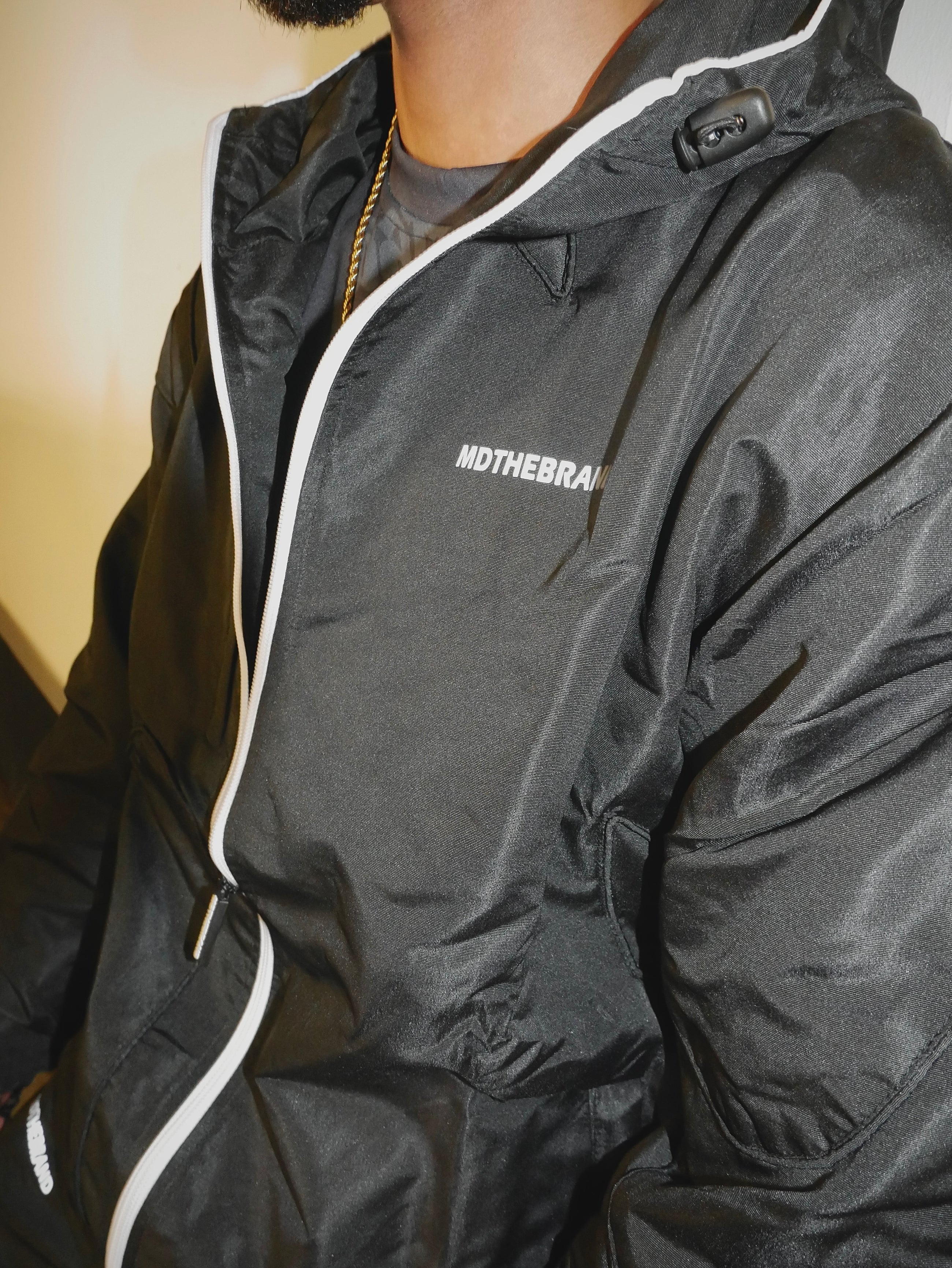 WINDBREAKER JACKET - BLACK